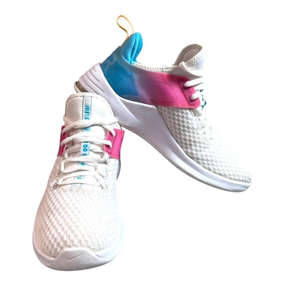 Nike Air Max Bella TR 2 Shoes Women's Size 7 White Pink Blue Athletic Trainers